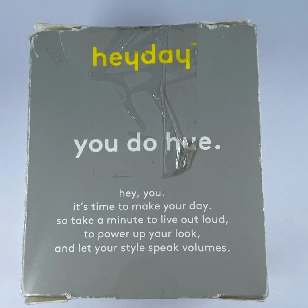 🔵 Heyday Earbud Case Covers for AirpodsGen3 w/ Ring Clip, Lounging People NWT